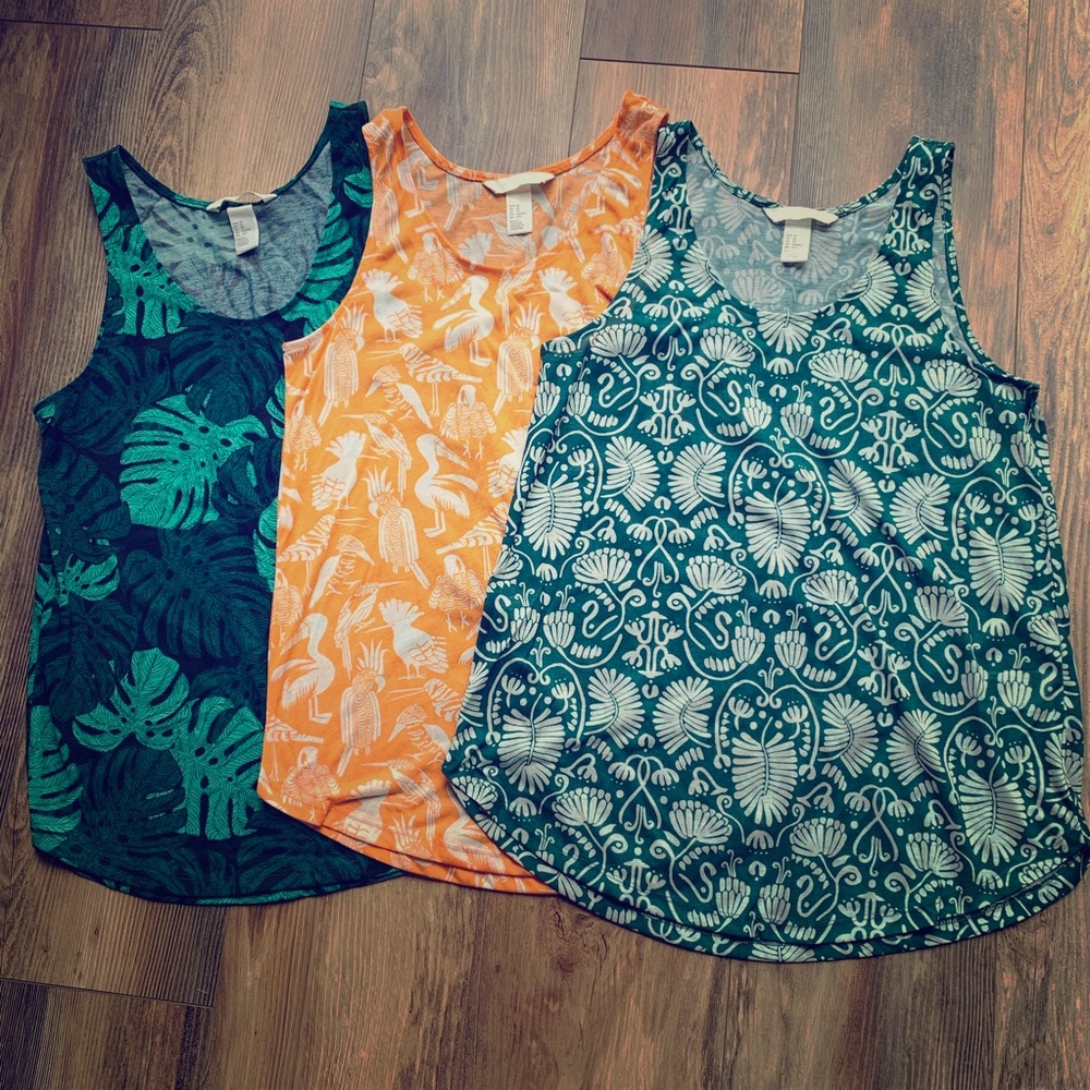 Set of 3 tanks